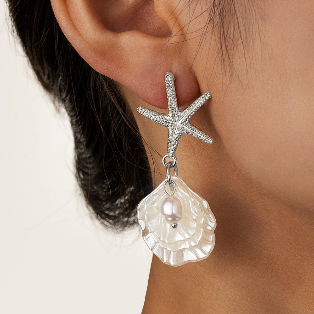 Women's Beach Vacation Style Alloy Starfish Shaped Stud Earrings