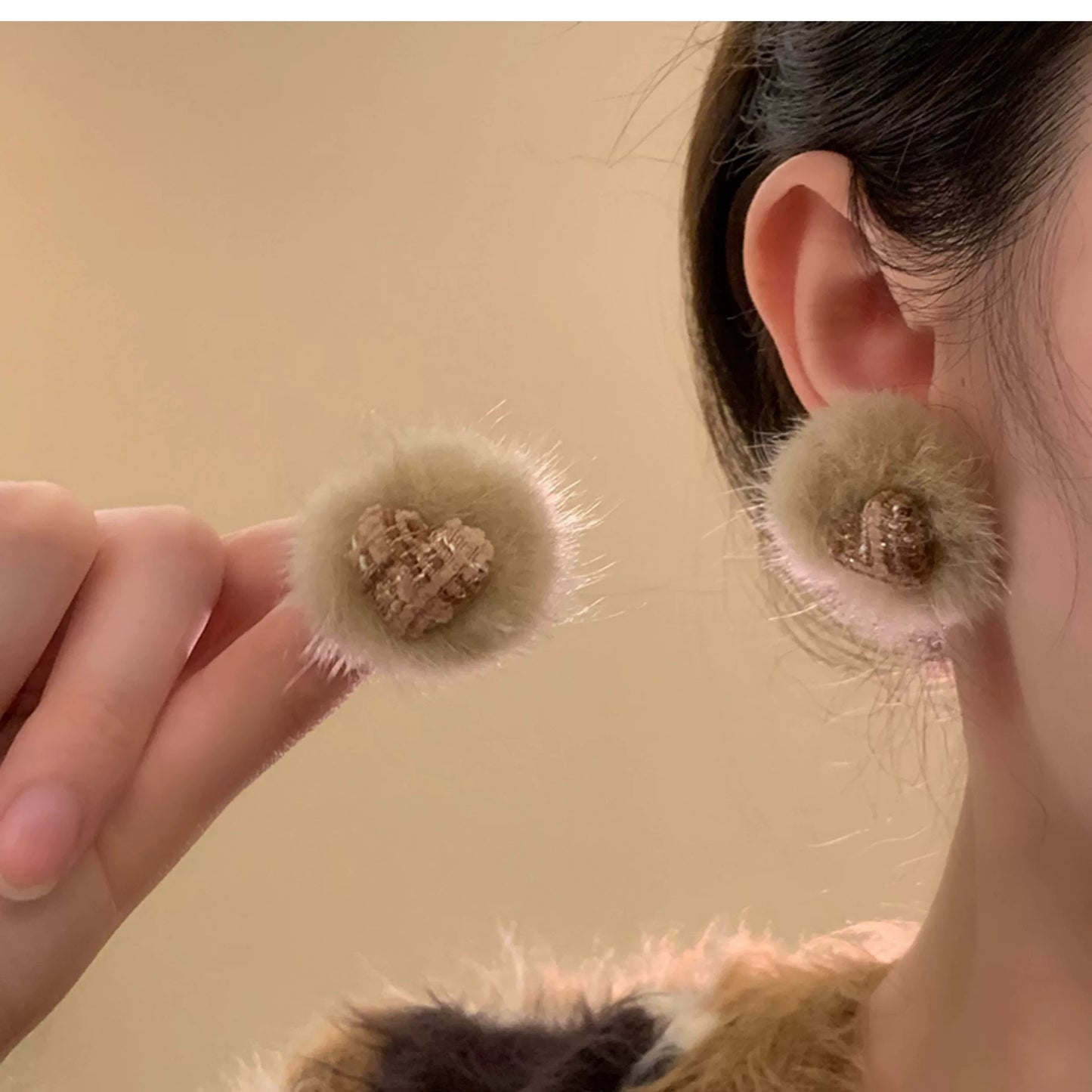 Classic Style Plush Atmosphere Milk Tea Earrings