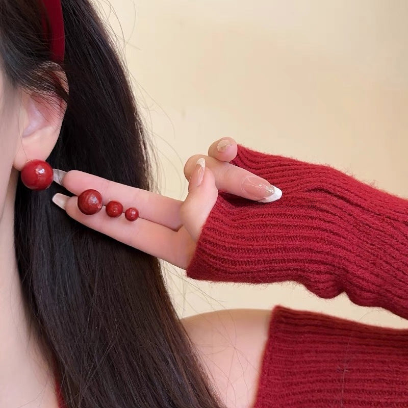 Style Wine Red Candy Pearl Female Niche Design Stud Earrings