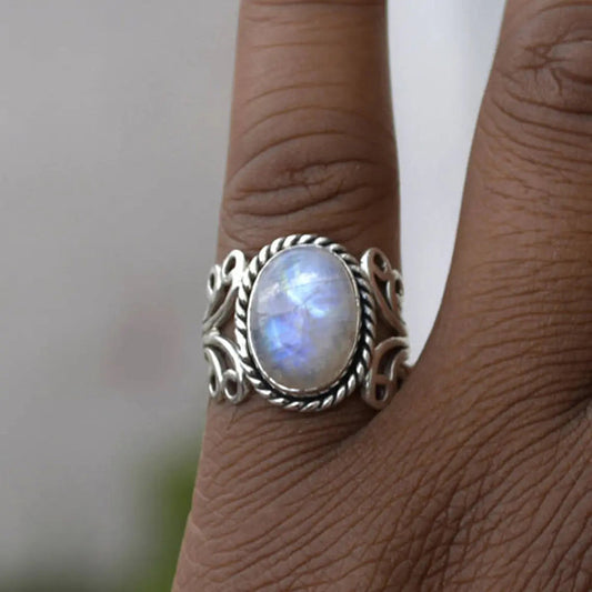 Women's & Men's Shi Retro Fashion Imitation Moonstone Ring