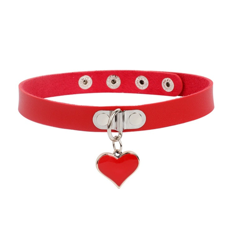 Women's Leather Dark Gothic Heart-shaped Binding Chain Collar