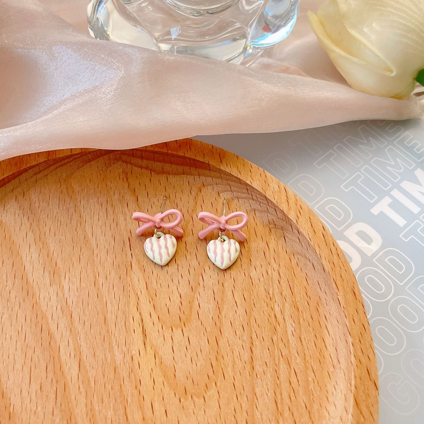 Women's Tiny Bow Pink Love Heart Trendy For Earrings