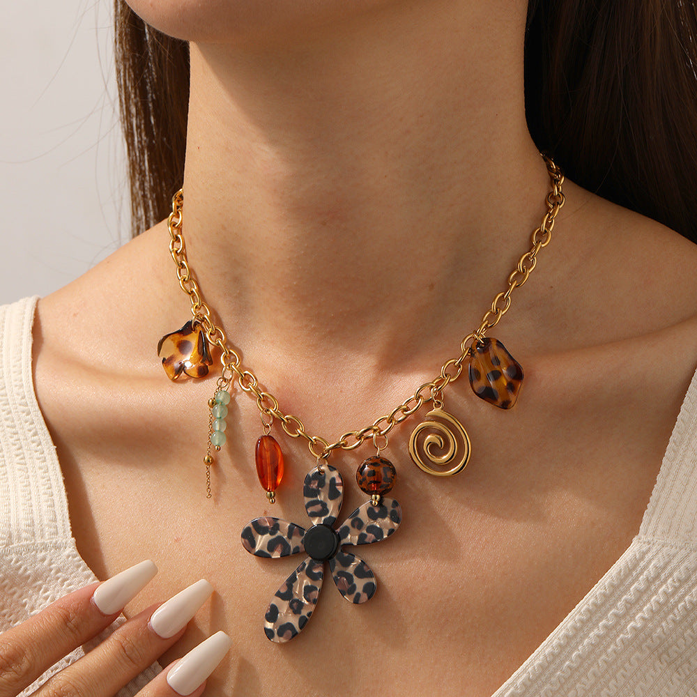 Print Petal Flower Spiral Gold Plated Necklace