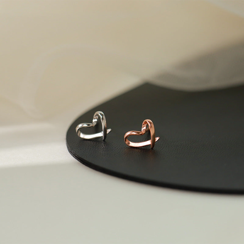 Women's Mini Hollow Love Heart Simple Sweet Niche Casual Style Earrings