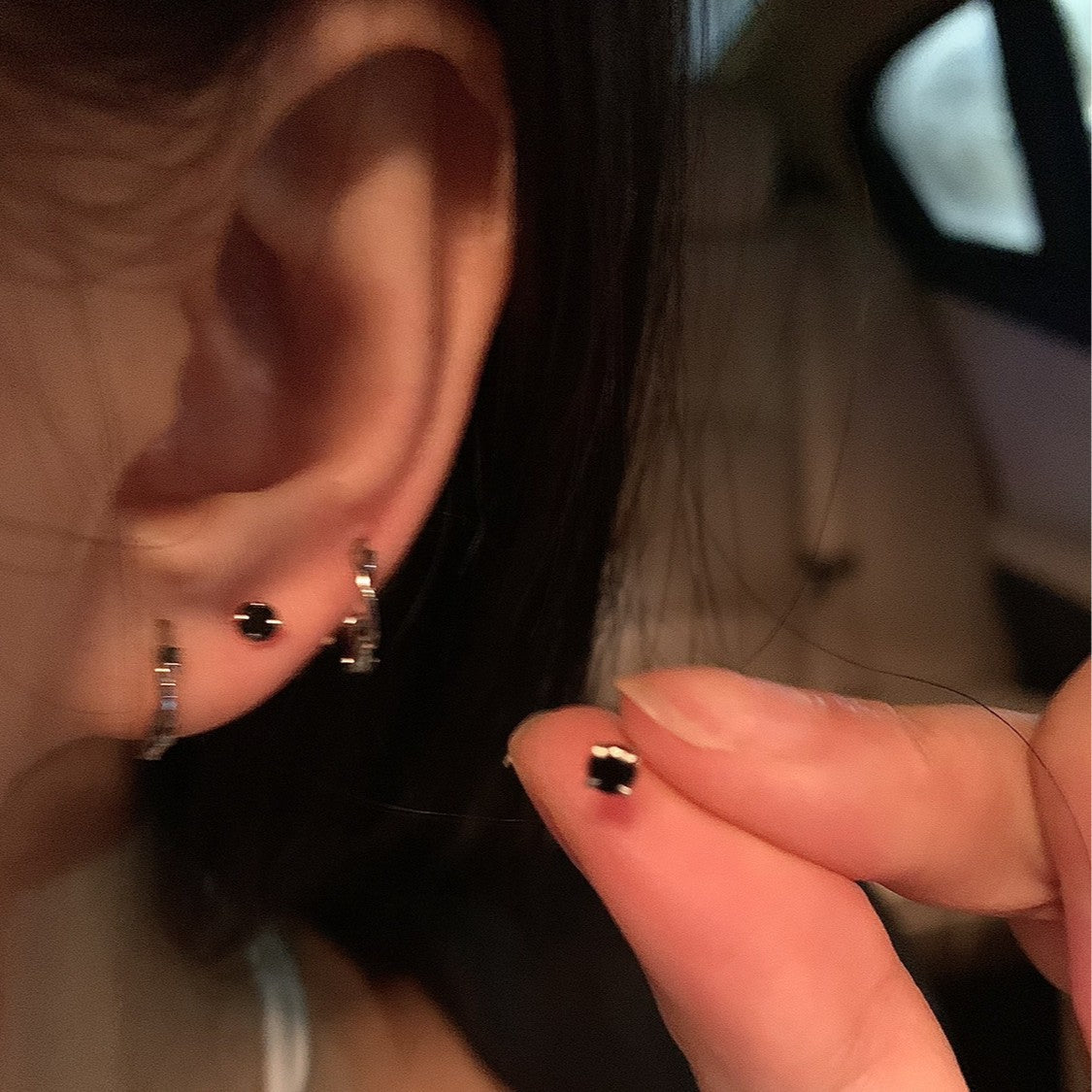 Women's Small Delicate Trendy Niche Design High-grade Sweet Stud Earrings