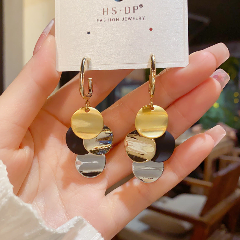Design Sense Metal Wafer Tassel Personality Fashion Elegant Retro Long Earrings