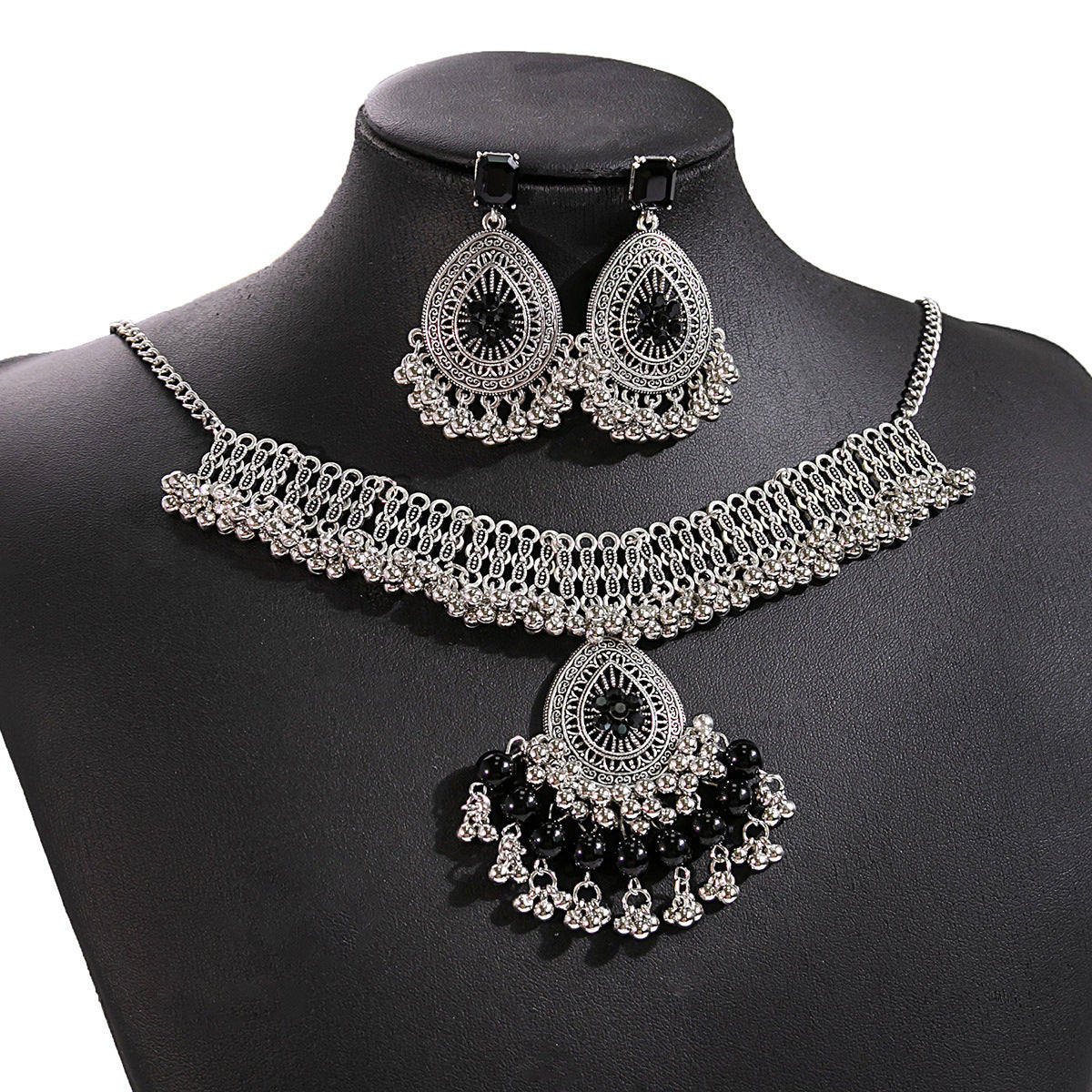 Women's Suite Retro Court French Pearl Water Jewelry Set