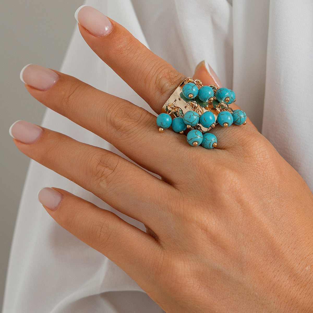 Women's Vintage Pearl Tassel Exaggerated Personality Turquoise Rings