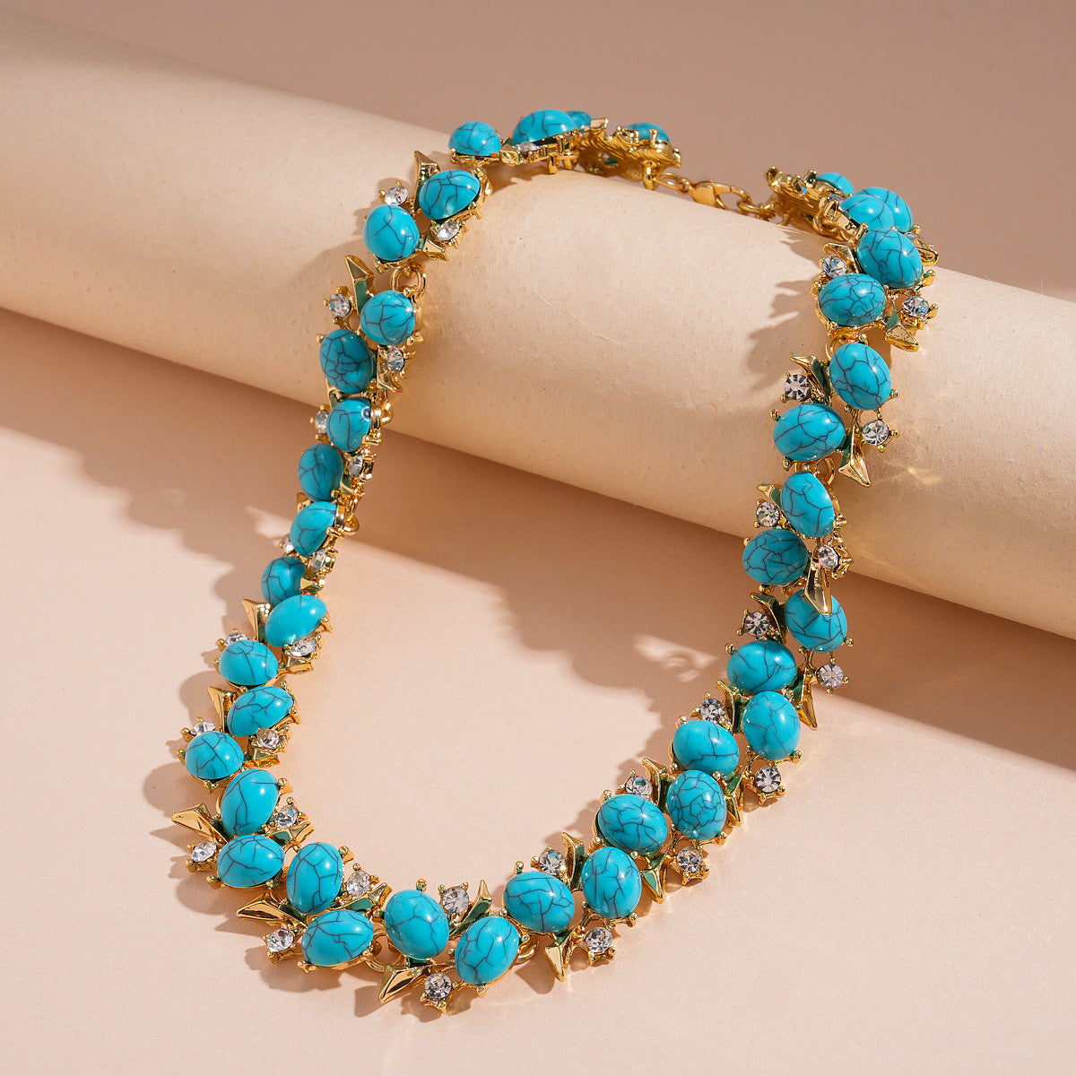 Women's Glass Beaded Pearl Temperament Wild Sweater Chain Light Luxury Necklace
