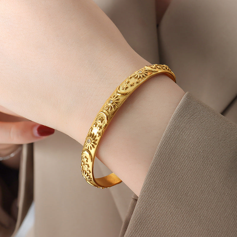 Style Elegant Graceful Minority Fashion Embossed Jewelry Set