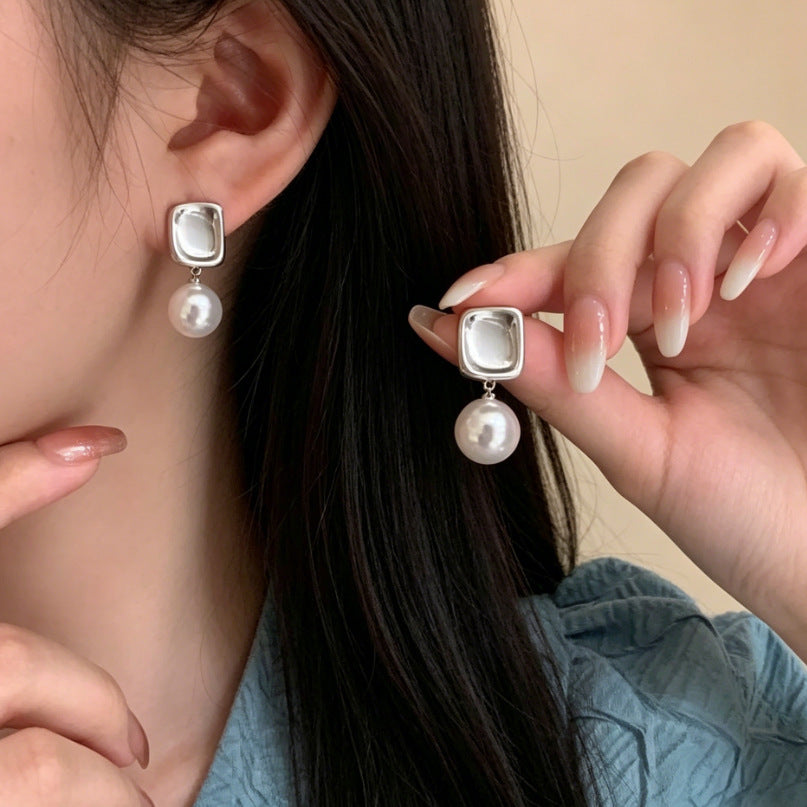 Women's Diamond For Chic Elegant Fresh Sweet Stud Earrings
