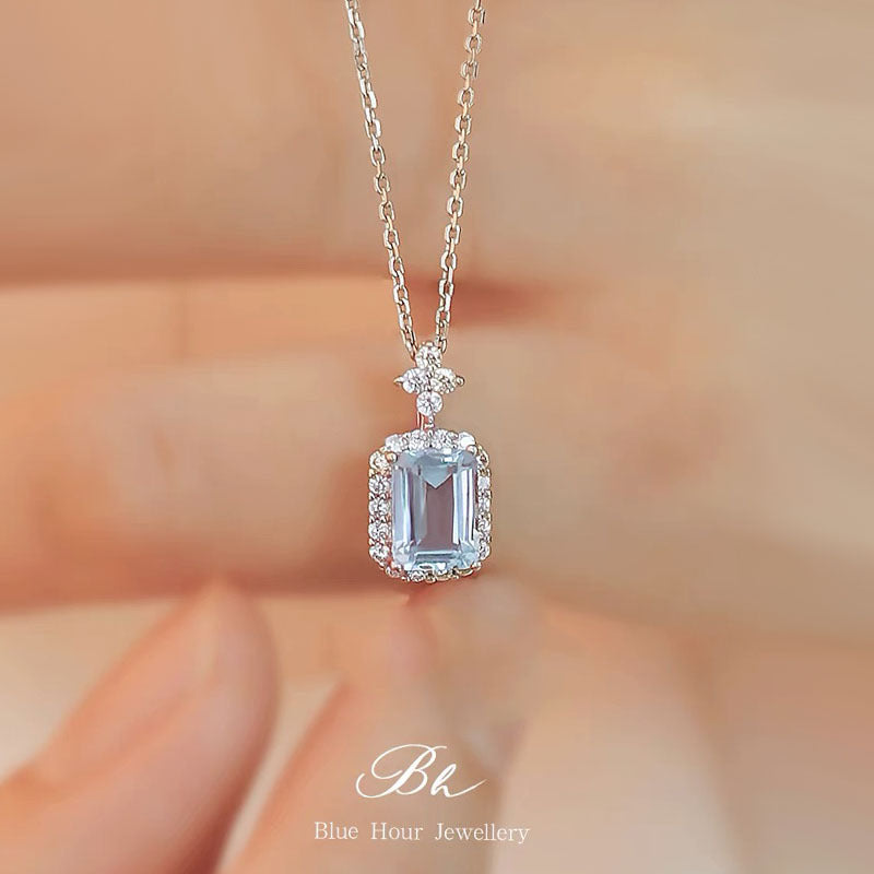 Women's Sier Natural Crystal Aquamarine Topaz Light Luxury Perfume Necklace