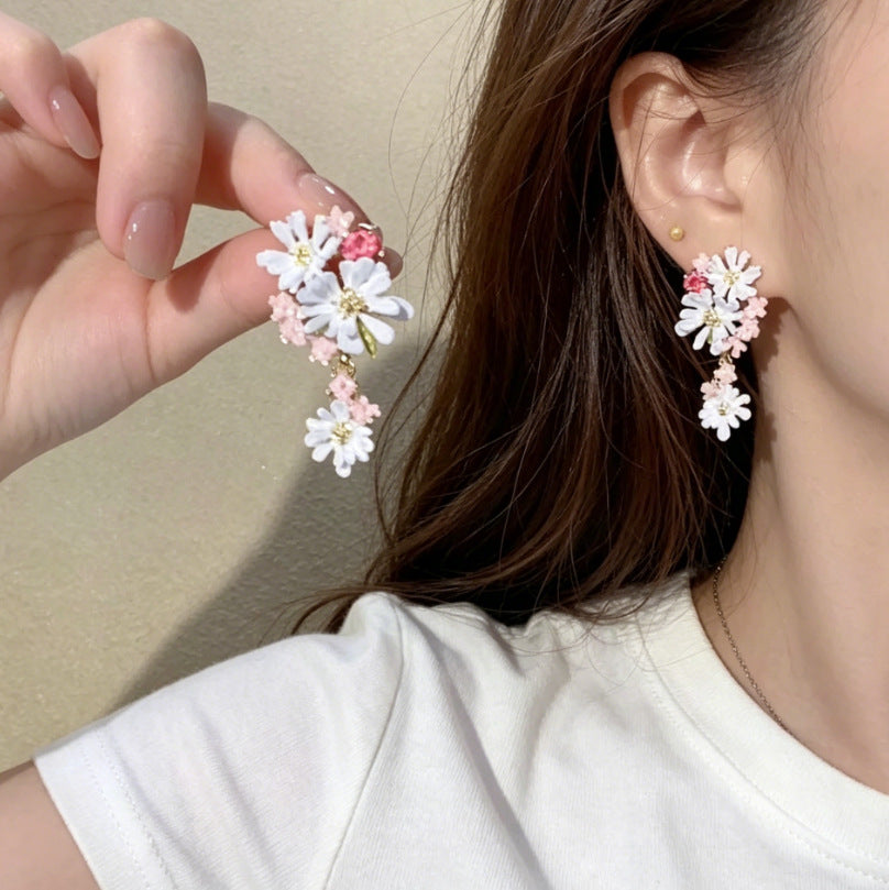 Women's Diamond For Chic Elegant Fresh Sweet Stud Earrings