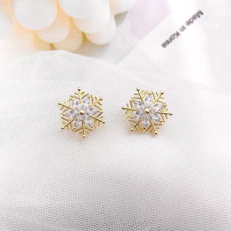 Tree Zircon Design Rotatable Snowflake Running Earrings