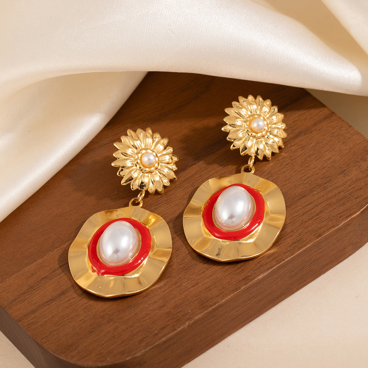 Steel Lotus Leaf Oval Pearl Light Luxury Stud Earrings