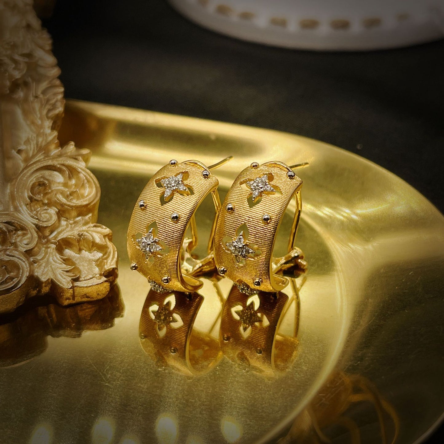 Handmade Brushed Palace Style Two-color Gold Craft Real Earrings