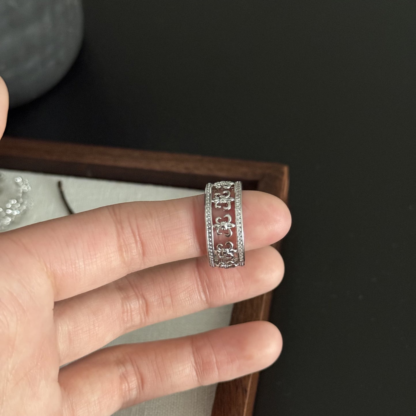 Women's Sier Flower Zircon Series Light Luxury Twin Ring