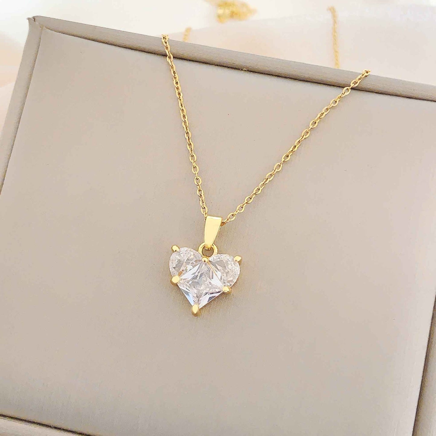 Women's Cute Graceful Titanium Steel Versatile High-grade Necklaces