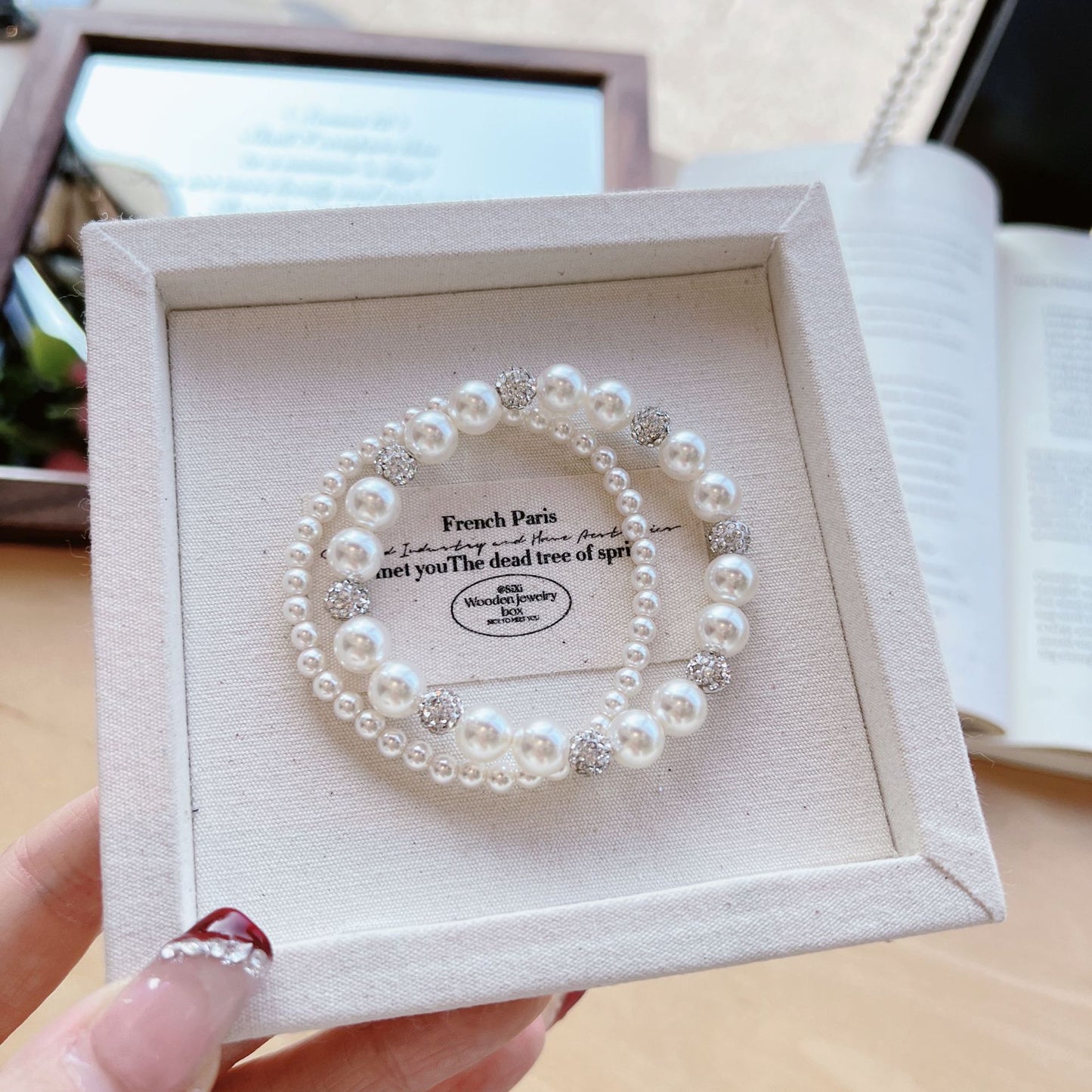 Women's Pearl Series Classic High-grade Temperament Style Bracelet