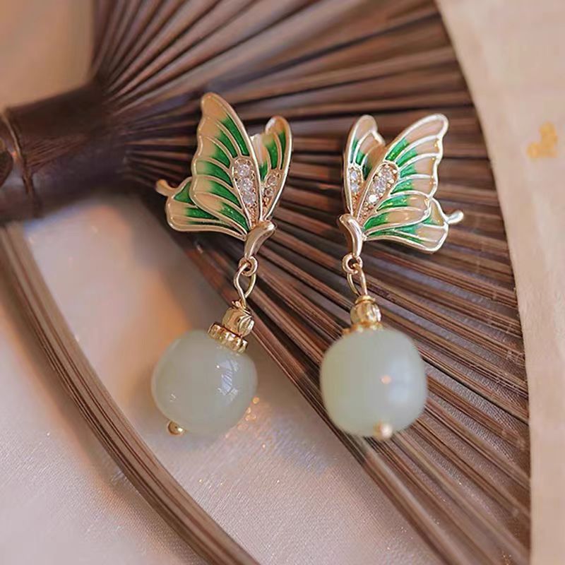 Women's Light Luxury Personality Butterfly Tassel High-grade Fashion Sweet Cool Earrings