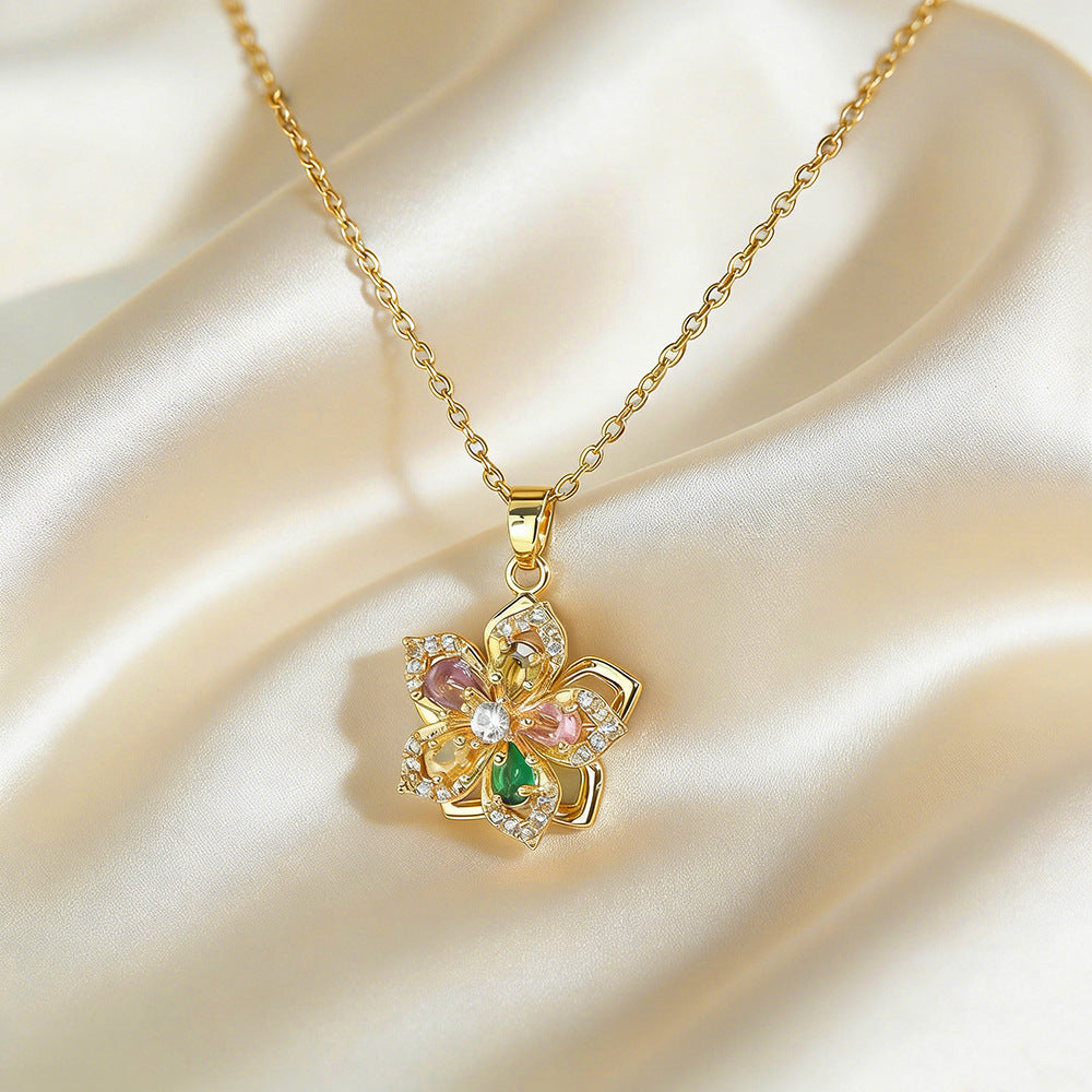 Women's Zircon Light Luxury High-grade Rotating Flower Fashion Titanium Steel Clavicle Necklaces