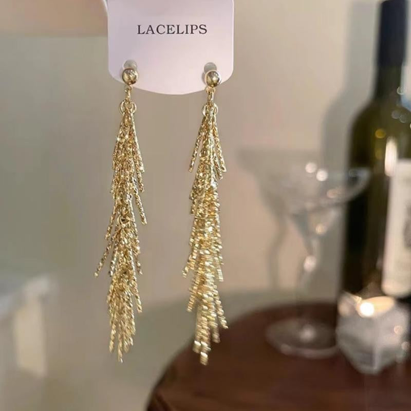 Luxury Fashion Versatile Elegant High-grade Sweet Cool Personality Earrings