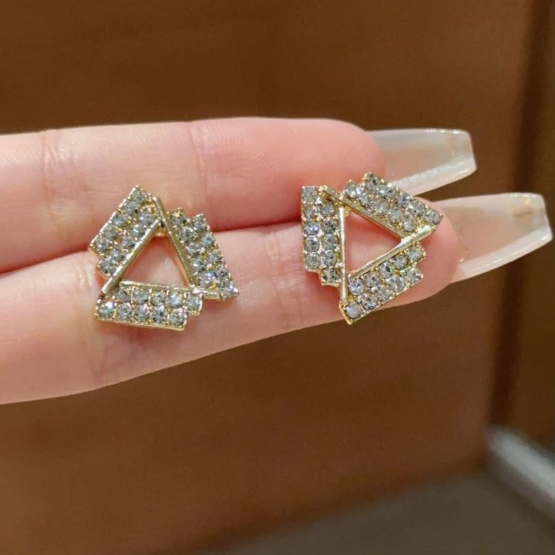 High-grade Light Luxury Rhinestone Fashionable Temperamental Triangle Stud Earrings