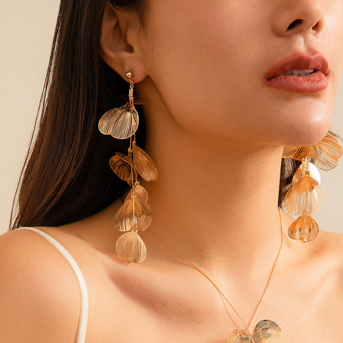 Niche Ginkgo Leaf Tassel Sweet Cool Style Design Vintage Collar