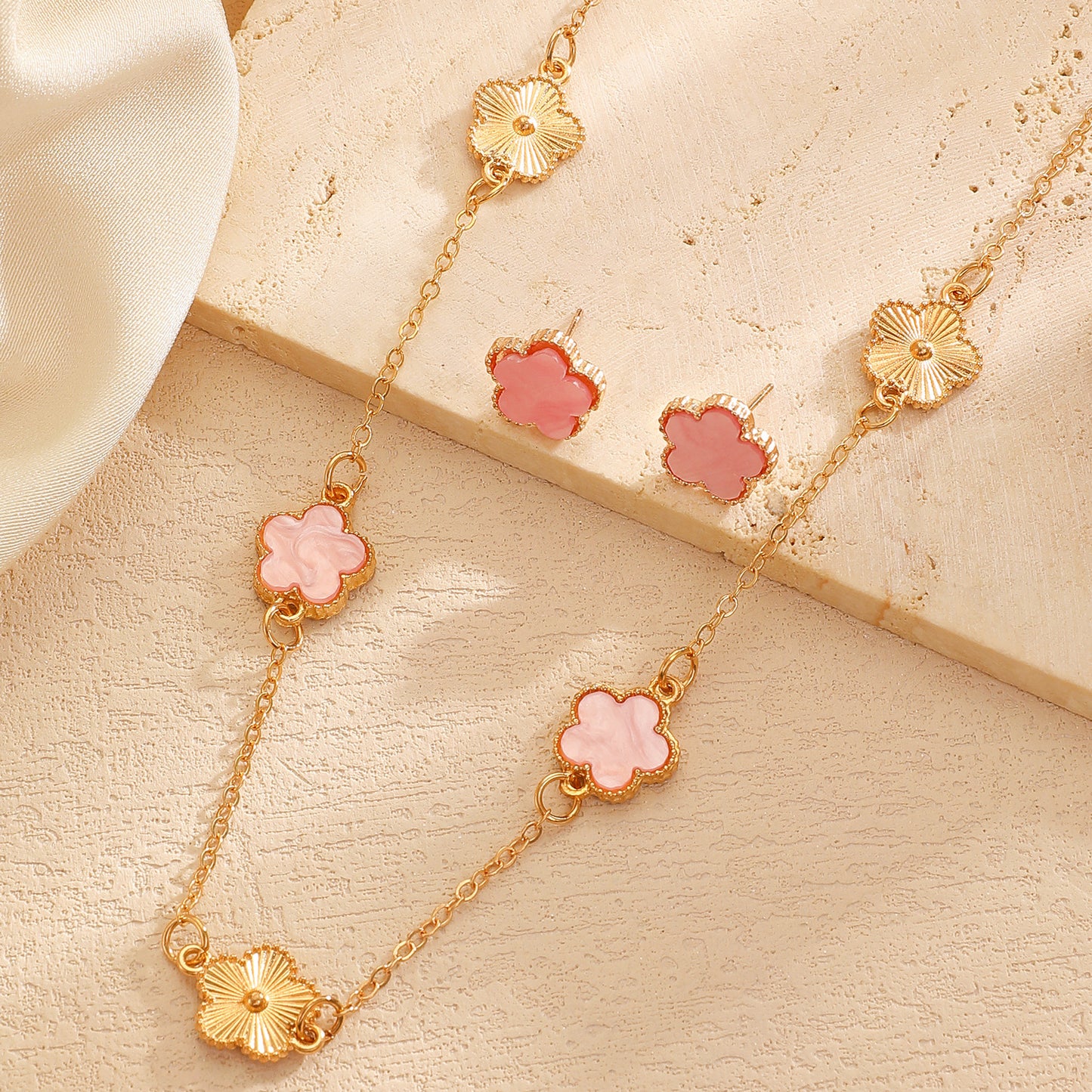 Lucky Flower Parthenocissus Grass Ear Female Jewelry Set