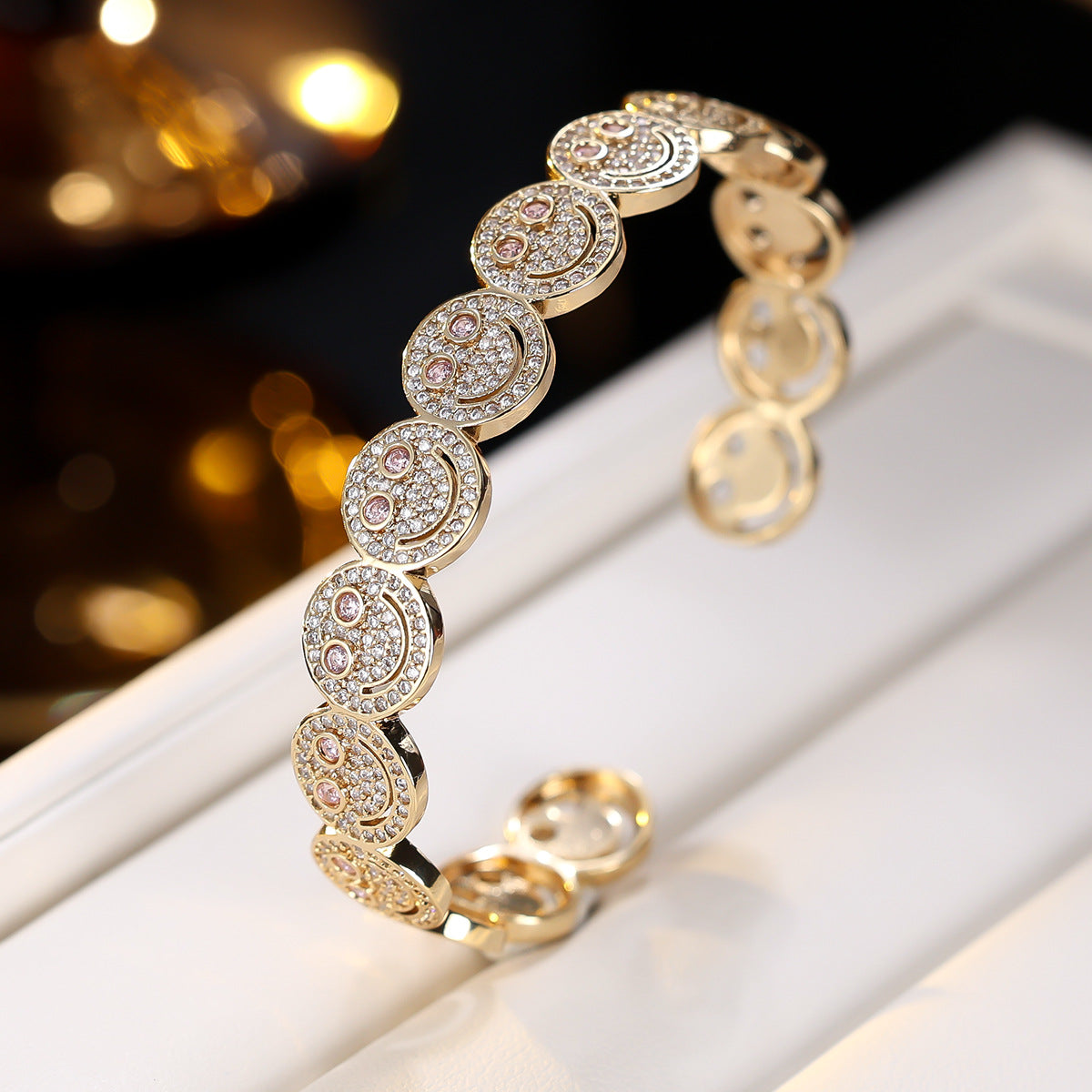 Simple Round Smiley Face Synthetic Zircon Bracelets