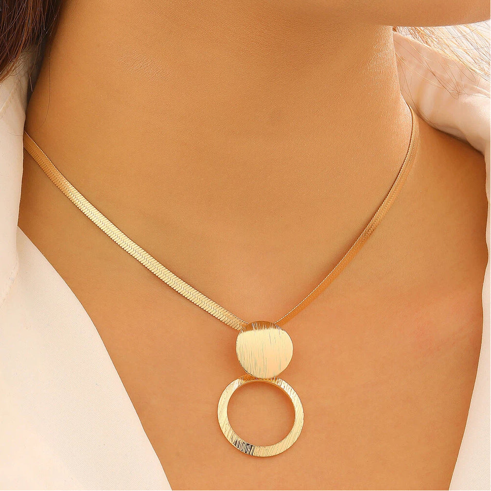 Women's Elegant Geometric Heart Ear French Retro Jewelry Set