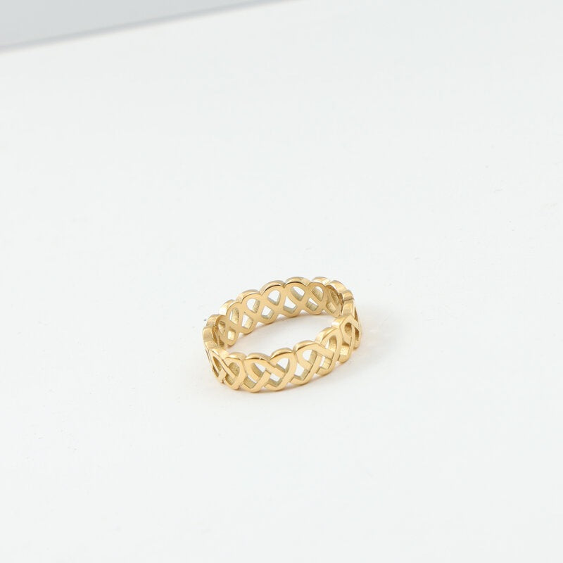 Heart-to-heart Hollow Titanium Steel Gold Plating Bracelet