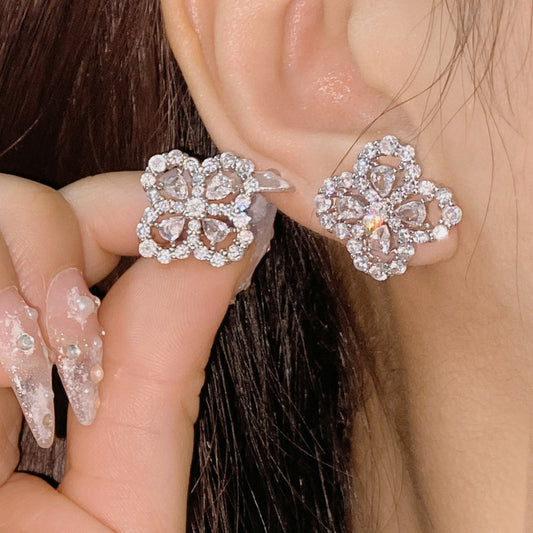 Women's Classic Rainbow Four Leaf Clover Ear Simple Plated Bright Zirconium Jewelry Set