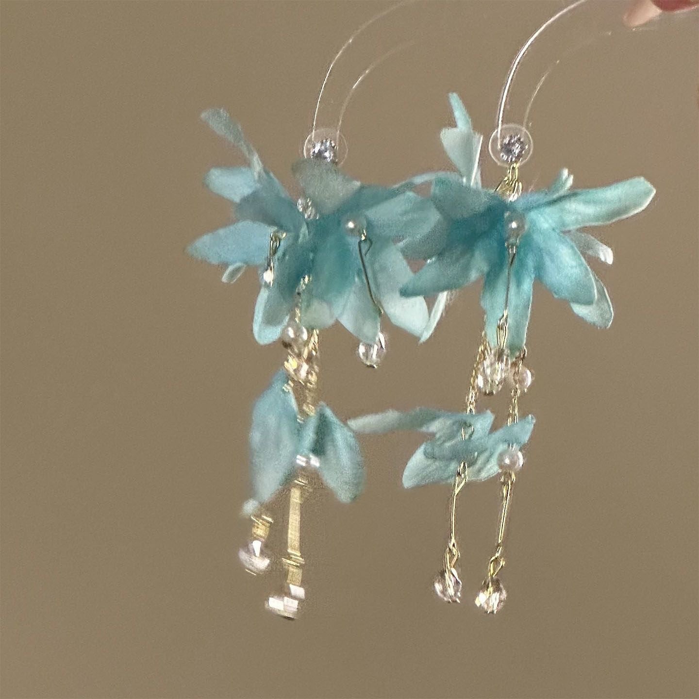 Women's Fairy Blue Flower Tassel Beautiful Seaside Vacation Style Design Sense Stud Earrings