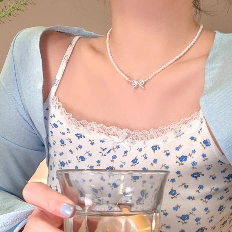 Women's High-grade Butterfly Pearl Style Niche Clavicle Chain Light Luxury Necklaces