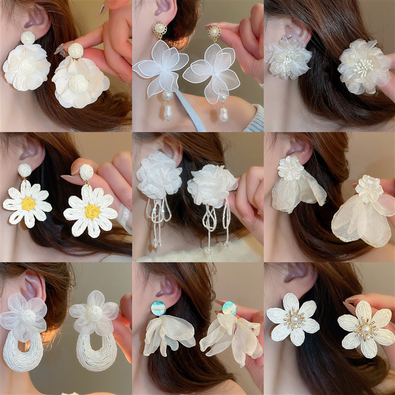 Net Yarn Flowers Tassel Fresh Sweet Earrings