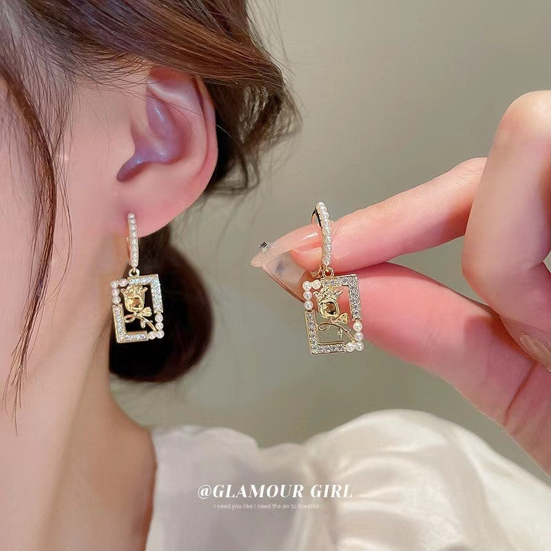 Zircon Crystal Rabbit Light Luxury Minority Design Earrings