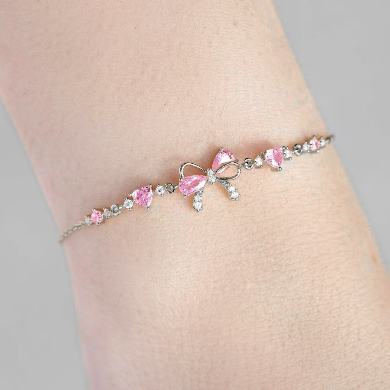 Female Niche High-grade Light Luxury Pink Bracelets