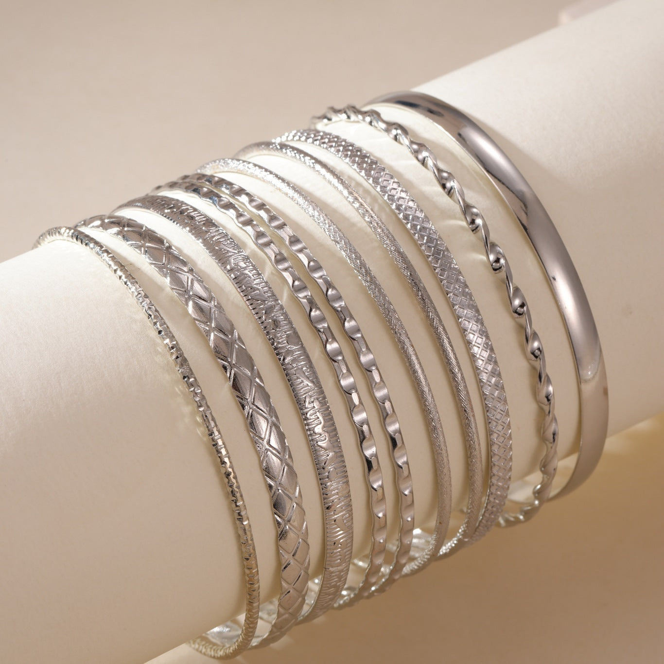 Beautiful Twist Glossy Irregular Punk Suit Bracelet