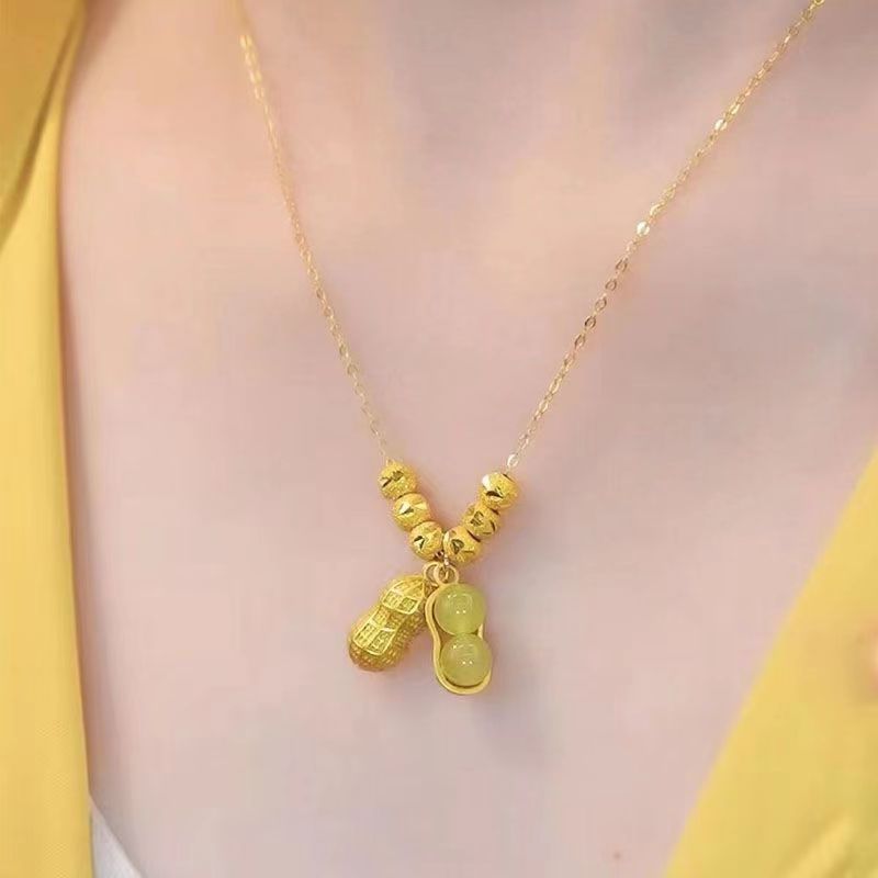 For Girlfriend Bunny Rabbit Three Lucky Birthday Clavicle Necklace
