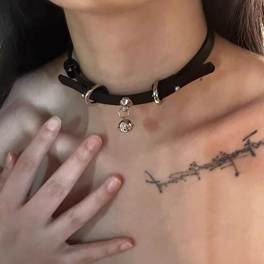 Binaural Little Bell Shape Leather Fashion Short Neck Band Christmas Collar
