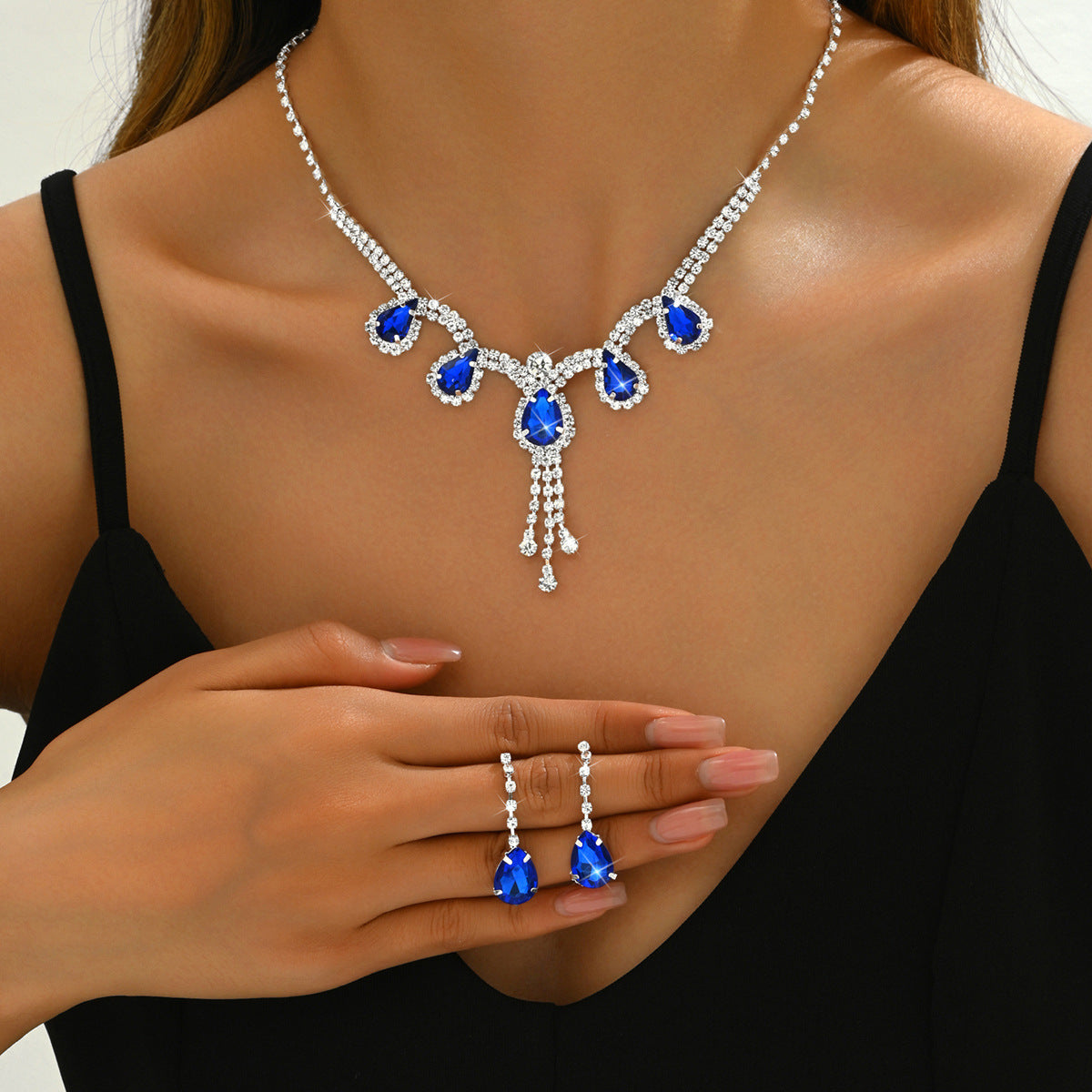 Women's Drop Ear Retro Elegant Affordable Luxury Fashion Jewelry Set