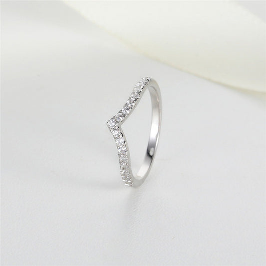 Moissanite V-shaped Row Diamond Stacked Female Rings