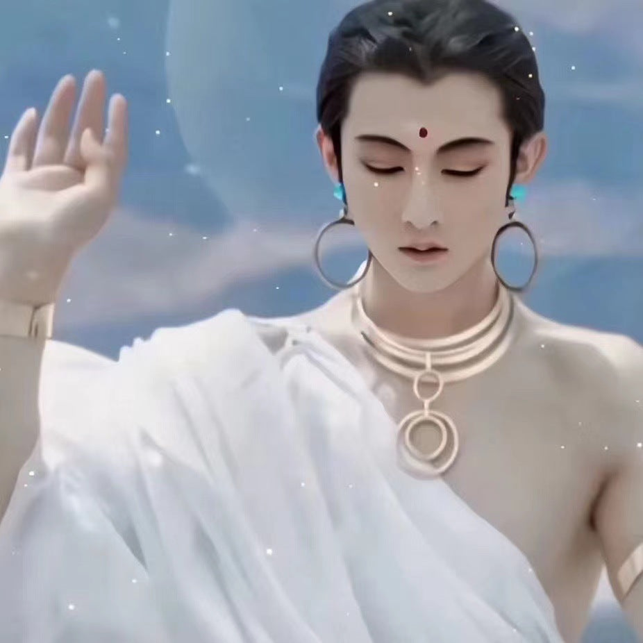 Unique Exaggerated Temperament Dance Shooting Fashion Necklaces