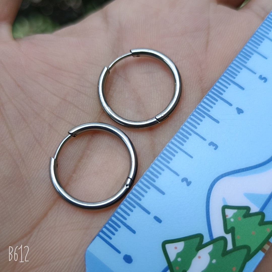 Fashion Titanium Steel Small Round Spherical Rings