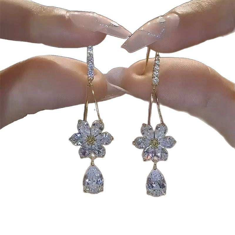 Women's Flower Tassel Drop Shape Eardrops Ear Not Picking Skin Trendy Earrings