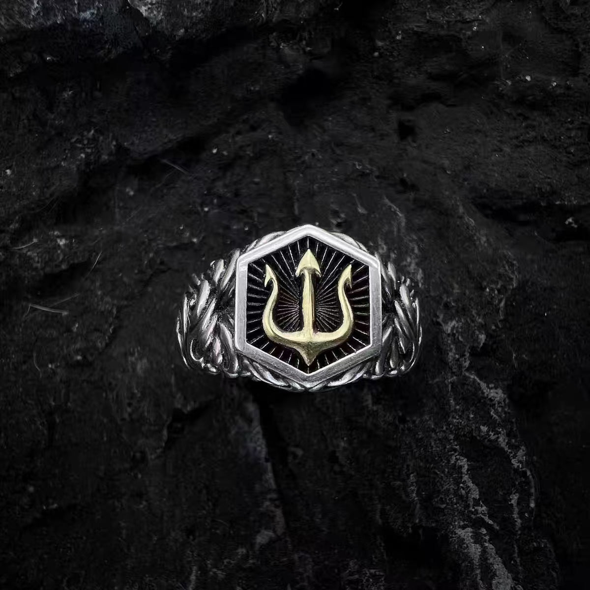 Men's Vintage Sea God Series Marine Trident Ring