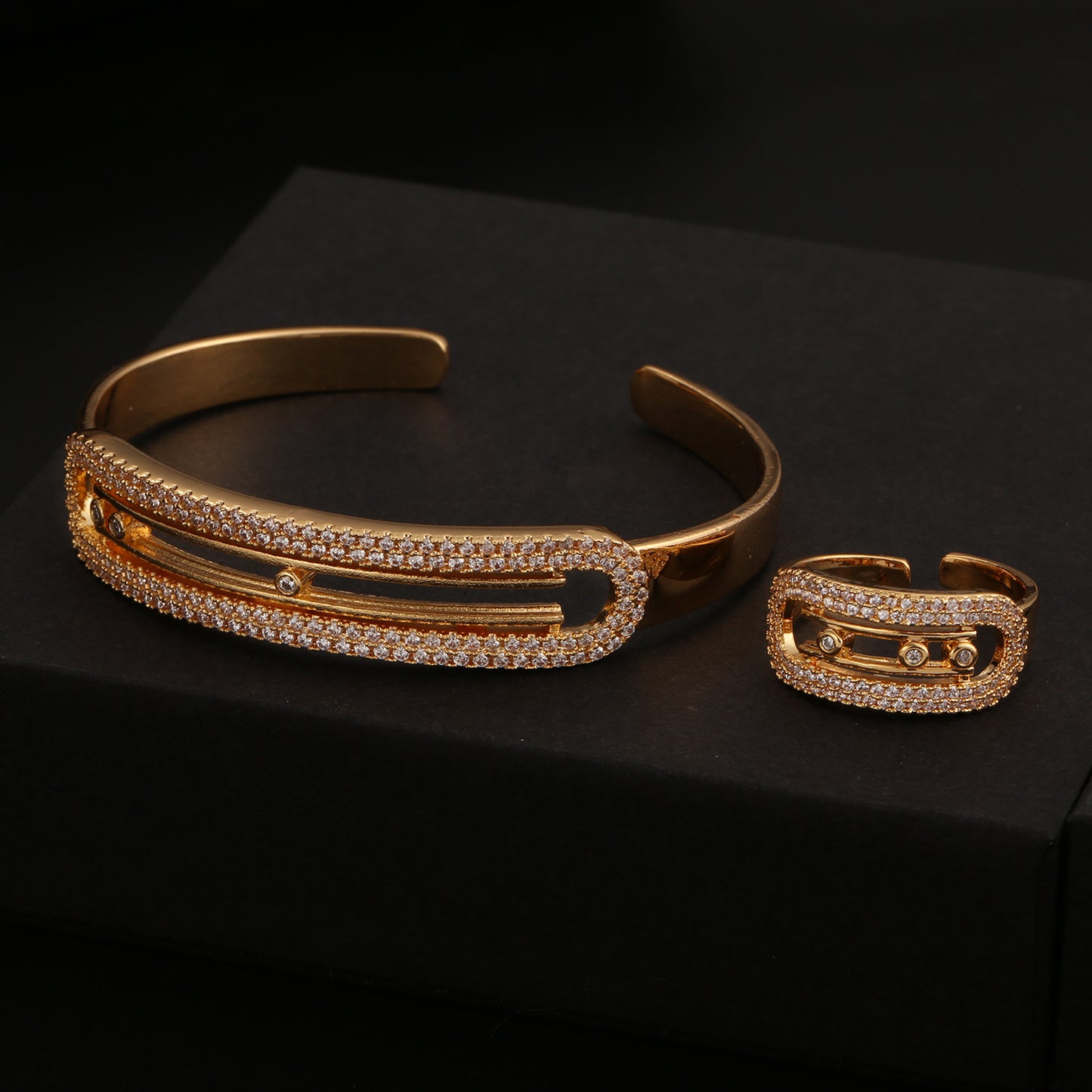 Diamond Light Luxury Advanced Geometric Two-piece Fashion Jewelry Set
