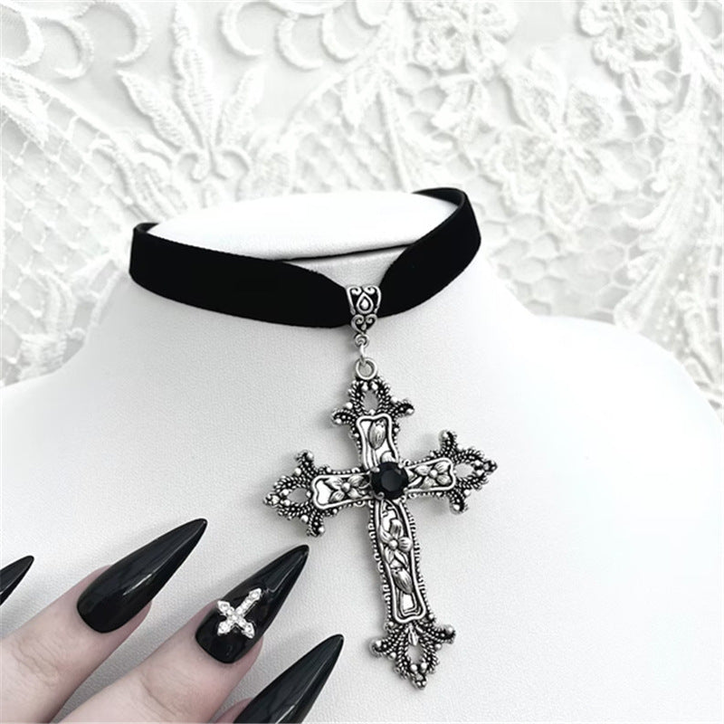 Exaggerated Gothic Black Gem Cross Veet Necklace
