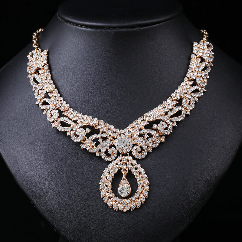 Women's High Profile Retro Luxury Crystal Banquet Formal Necklaces